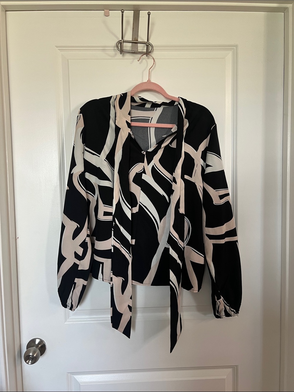 SHEIN Black & Cream Abstract Tie-Neck Blouse